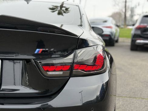 Used 2020 BMW M4 Coupe w/ Competition Package image 7