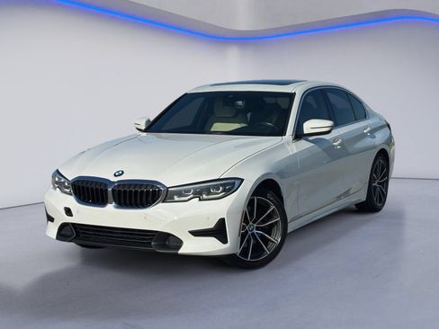 Used 2020 BMW 330i Sedan w/ Convenience Package RWD image 2