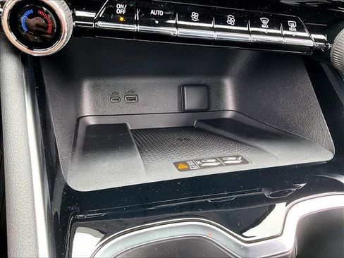 New 2026 Chevrolet Traverse Z71 w/ Driver Confidence Package image 24