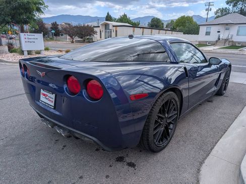 Used 2005 Chevrolet Corvette Coupe w/ Preferred Equipment Group RWD image 5