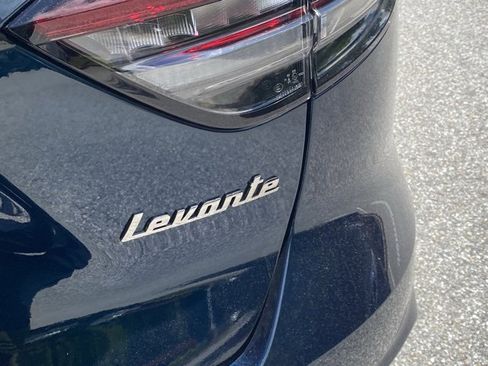 New 2024 Maserati Levante Trofeo image 16