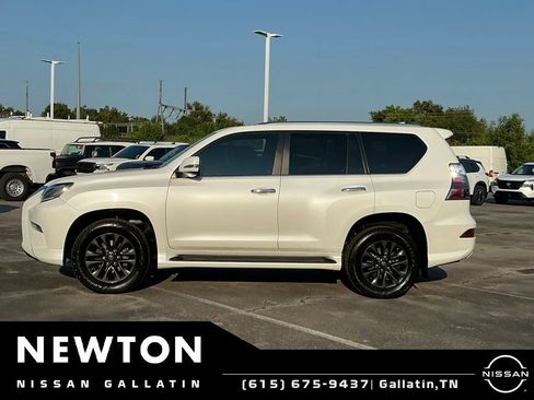 Used 2021 Lexus GX 460 Premium w/ Premium Plus Package AWD/4WD image 3