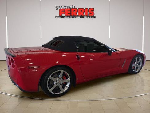 Used 2007 Chevrolet Corvette Convertible w/ Preferred Equipment Group RWD image 5