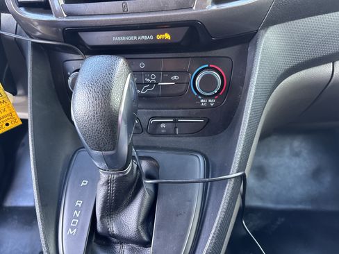 Used 2020 Ford Transit Connect XL image 31