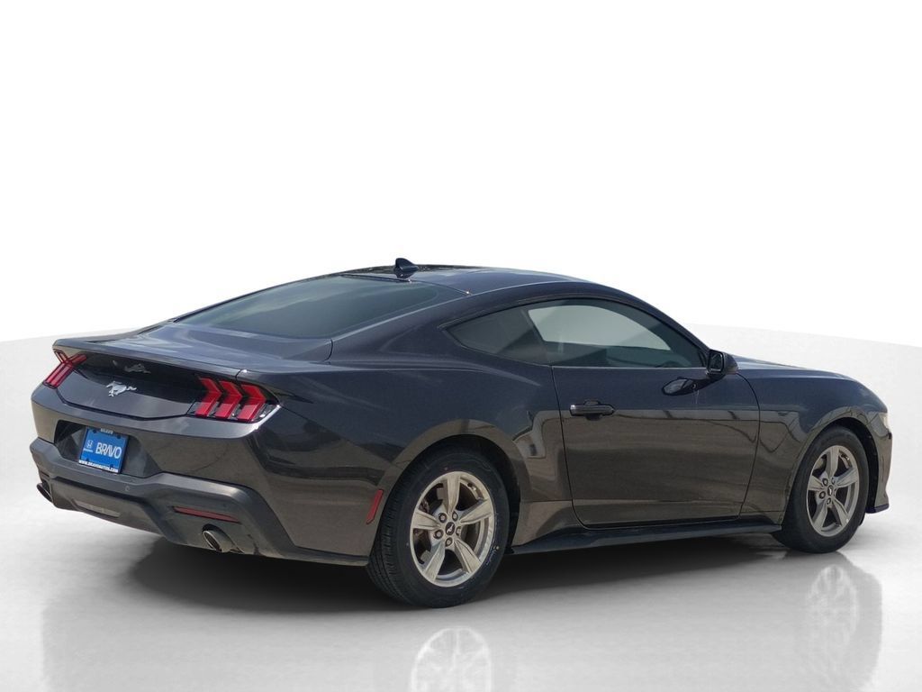 Used 2024 Ford Mustang Coupe RWD image 6