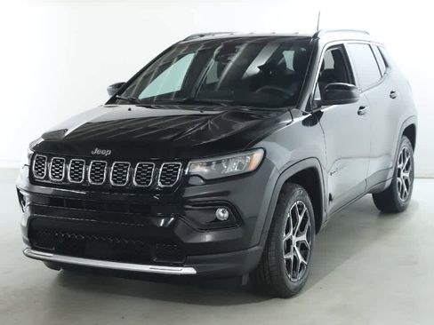 Used 2024 Jeep Compass Limited image 1