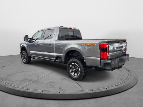 Used 2024 Ford F250 Platinum w/ Tremor Off-Road Package image 6