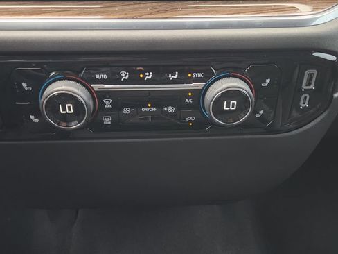 Used 2024 Chevrolet Silverado 1500 LT w/ Texas Edition Plus RWD image 17