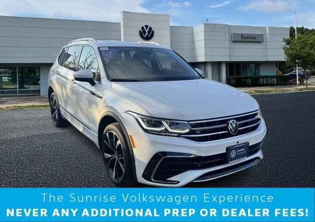 Used 2024 Volkswagen Tiguan SEL R-Line AWD/4WD image 1