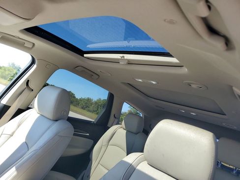 Used 2021 Buick Enclave Premium w/ Sun and Sites Package image 30