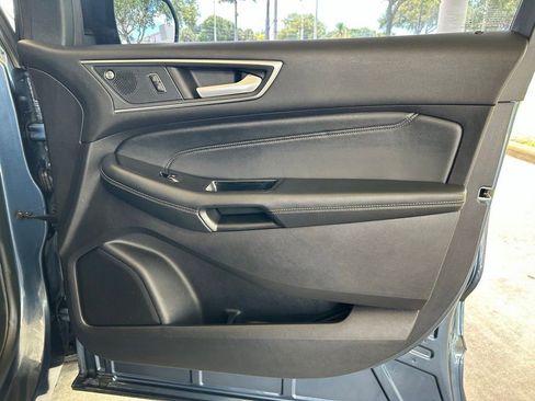 Used 2019 Ford Edge Titanium w/ Cargo Accessory Package FWD image 24