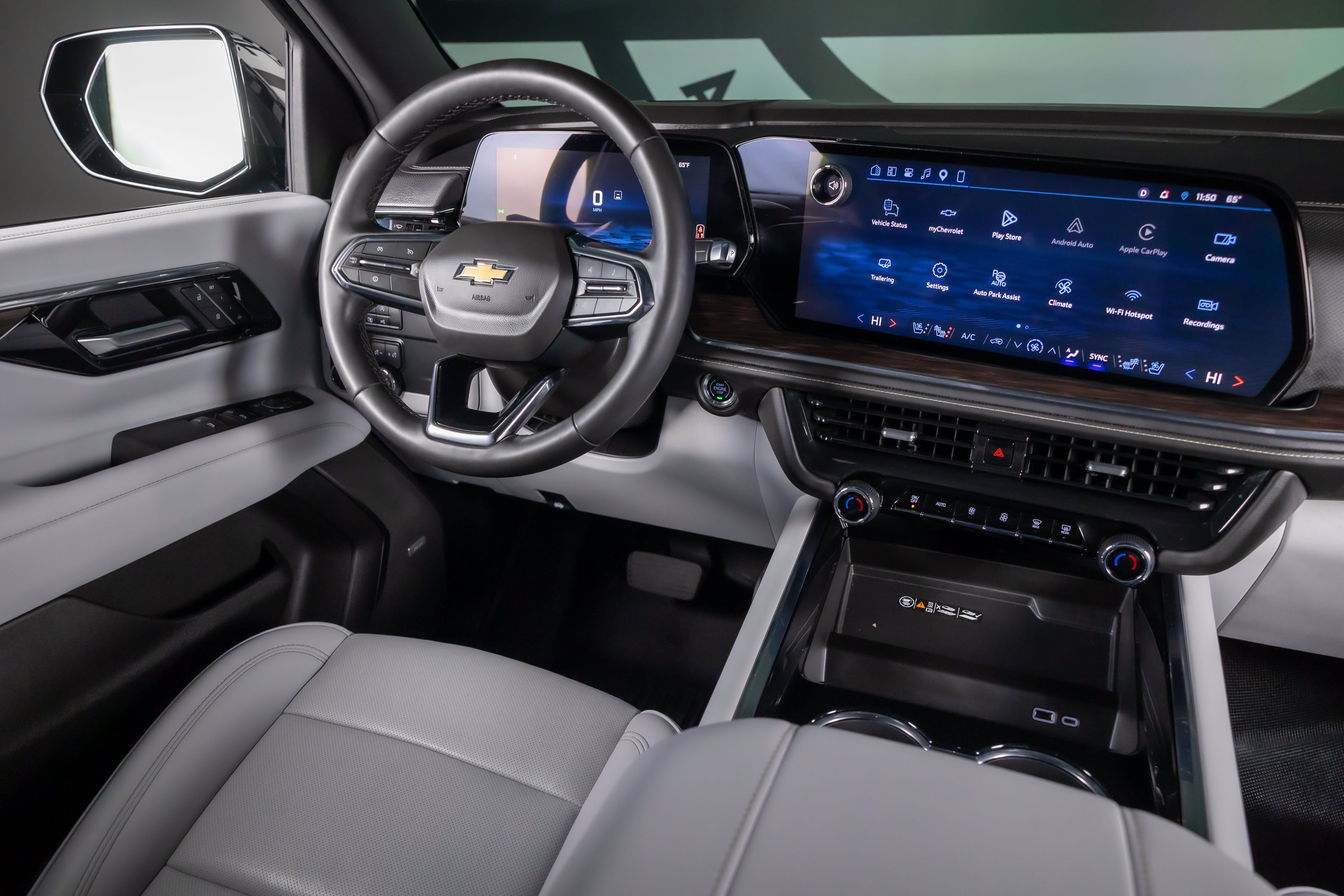 Used 2025 Chevrolet Tahoe Premier RWD image 7