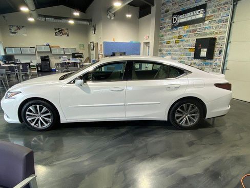 Used 2019 Lexus ES 350 FWD image 4