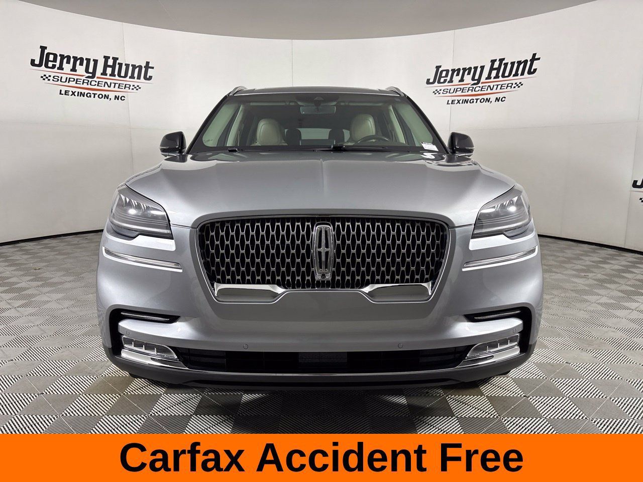 Used 2020 Lincoln Aviator Reserve w/ Equipment Group 201A AWD/4WD image 3