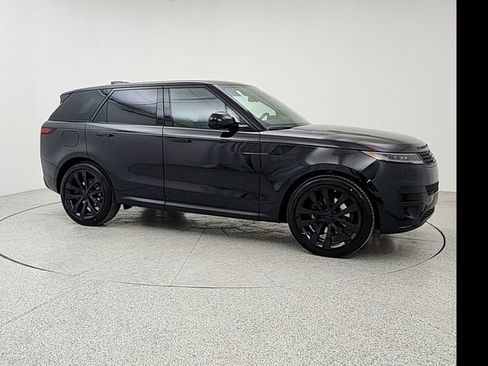New 2026 Land Rover Range Rover Sport SE image 3