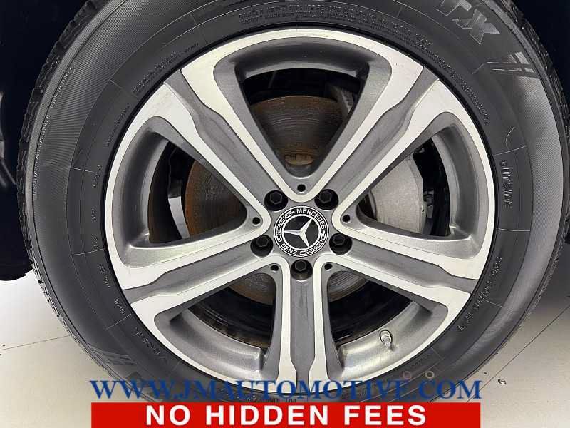Used 2022 Mercedes-Benz GLC 300 4MATIC image 9