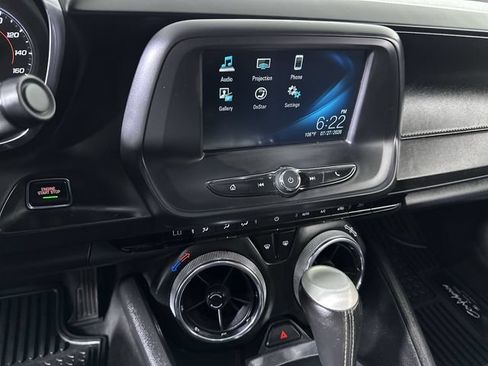 Used 2017 Chevrolet Camaro LT RWD image 14
