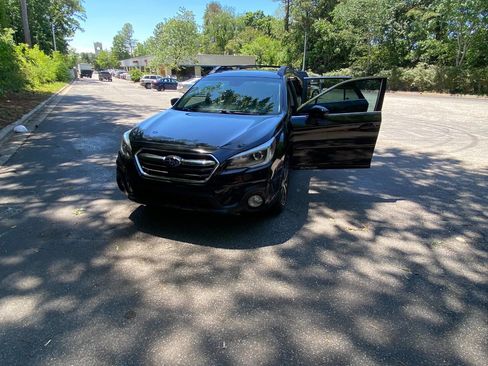 Used 2019 Subaru Outback 2.5i Limited AWD/4WD image 62