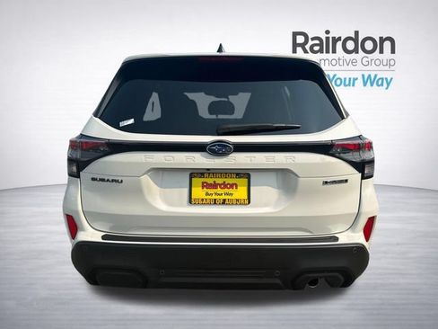 Used 2025 Subaru Forester Touring w/ Popular Package - Touring AWD/4WD image 6