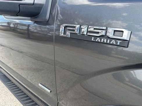 Used 2015 Ford F150 Lariat image 12
