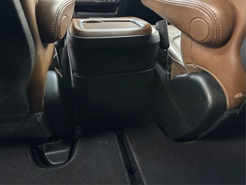 Used 2017 Chrysler Pacifica Limited FWD image 27