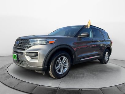 Certified 2022 Ford Explorer XLT w/ Class IV Trailer Tow Package