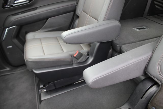 Used 2025 Chevrolet Tahoe High Country w/ Sun And Tow Package AWD/4WD image 28