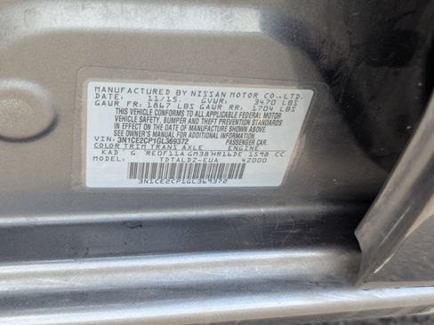 Used 2016 Nissan Versa Note SV image 30