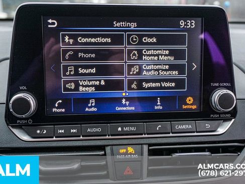 Used 2024 Nissan Altima 2.5 SV image 34