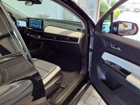 Used 2025 Honda Prologue Touring image 21