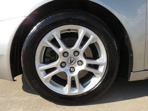 Used 2011 Acura TL w/ Technology Package FWD image 9