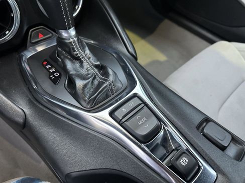 Used 2023 Chevrolet Camaro LT image 21