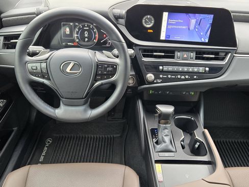 Used 2025 Lexus ES 350 Premium w/ Premium Package image 24