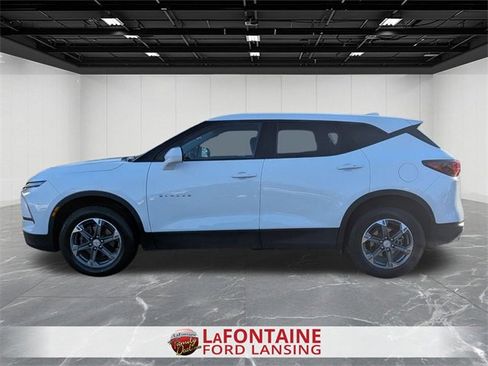 Used 2024 Chevrolet Blazer LT image 2