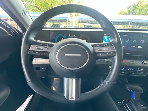 Used 2024 Hyundai Kona SEL FWD image 15