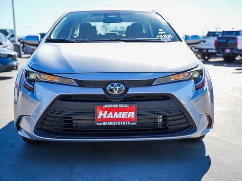 New 2026 Toyota Corolla XSE image 2