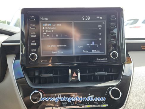 Used 2021 Toyota Corolla LE FWD image 15