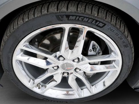 Used 2015 Chevrolet Corvette Stingray Coupe w/ 2LT Preferred Equipment Group RWD image 16