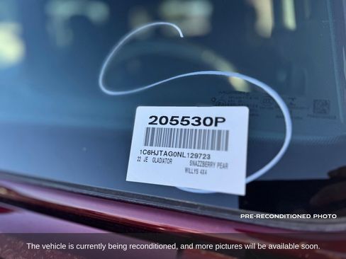 Used 2022 Jeep Gladiator Mojave AWD/4WD image 19