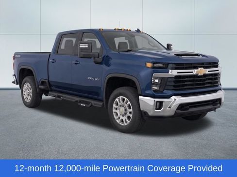 Used 2024 Chevrolet Silverado 2500 LT w/ Convenience Package AWD/4WD image 2