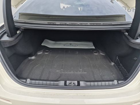 Used 2018 Maserati Ghibli RWD image 29