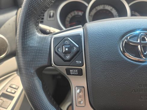 Used 2015 Toyota Tacoma 4x4 Double Cab w/ TRD Sport Package image 16