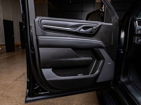 Used 2024 GMC Yukon Denali image 37