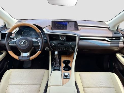 Used 2018 Lexus RX 350L FWD image 17