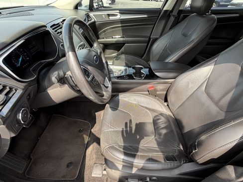 Used 2014 Ford Fusion Titanium FWD image 11