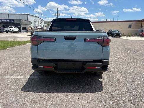 Used 2024 Hyundai Santa Cruz SE FWD image 4