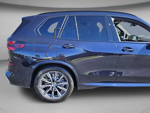 New 2026 BMW X5 xDrive50e w/ M Sport Package image 10