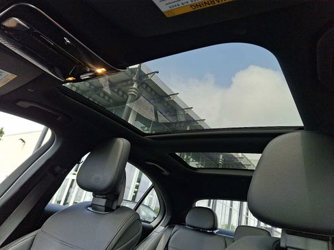 Certified 2023 Mercedes-Benz C 300 4MATIC Sedan image 11