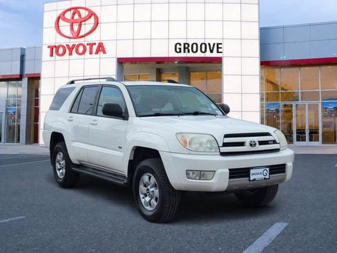 Used 2004 Toyota 4Runner SR5 RWD image 8