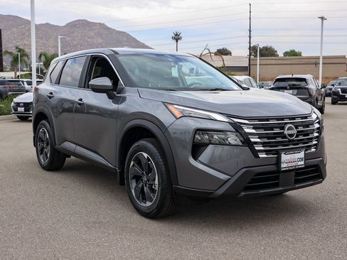 New 2026 Nissan Rogue SV image 2